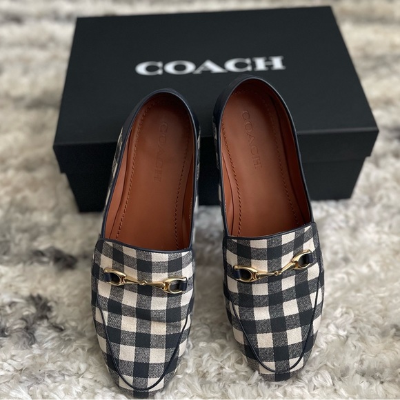 Coach Haley Ginghm Loafer - Picture 4 of 6